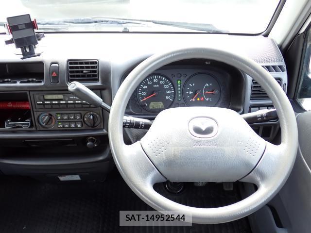 Mazda BONGO VAN 2015-05 8854007-17