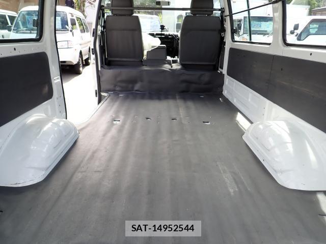 Mazda BONGO VAN 2015-05 8854007-18