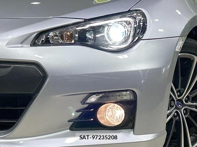 Subaru BRZ 2014-06 8854716-11