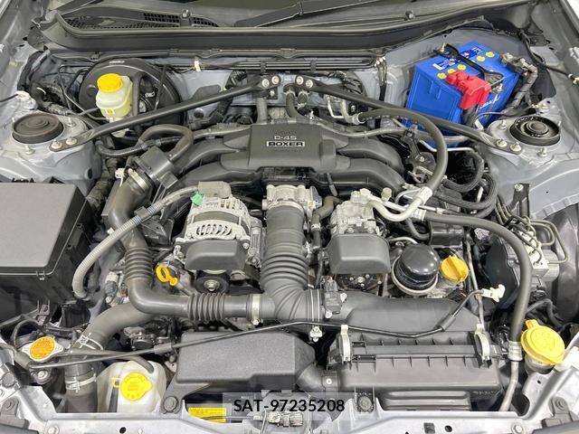 Subaru BRZ 2014-06 8854716-17