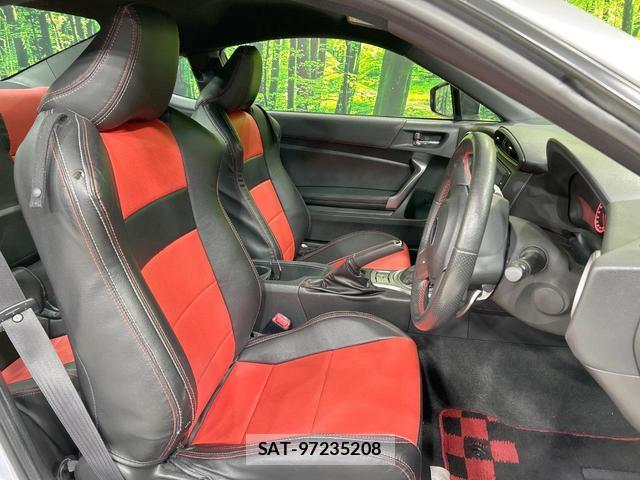 Subaru BRZ 2014-06 8854716-7