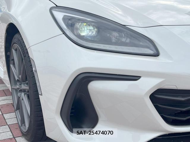 Subaru BRZ 2021-10 8854872-11