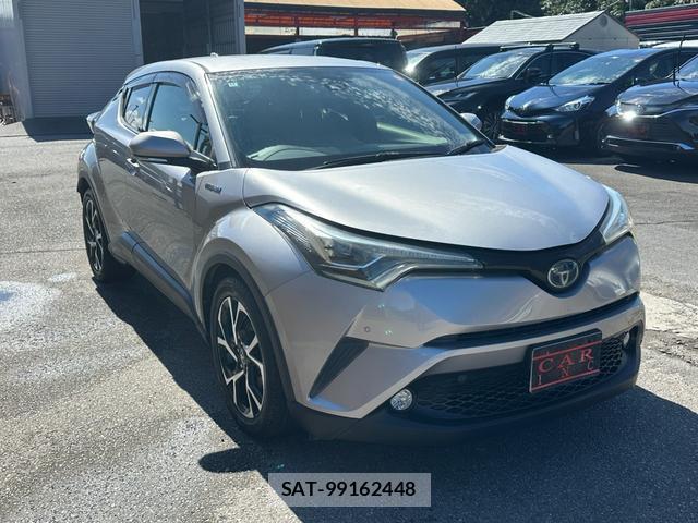 Toyota C-HR 2017-01 8854076-17