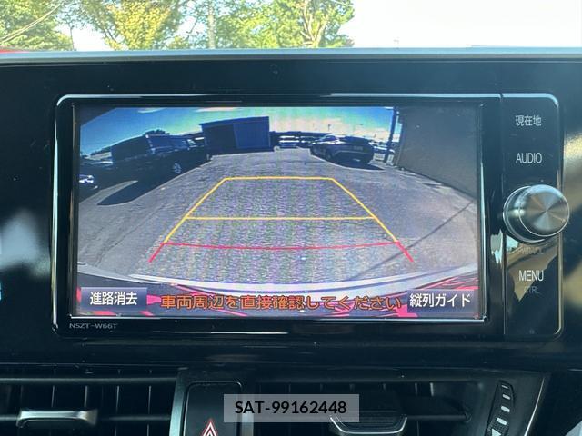Toyota C-HR 2017-01 8854076-3