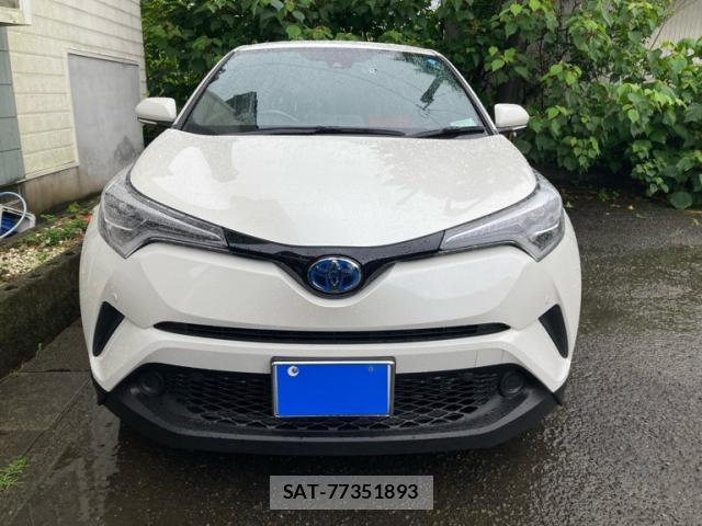 Toyota C-HR 2019-06 8855106-0