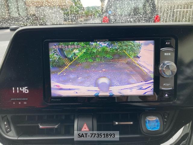 Toyota C-HR 2019-06 8855106-18