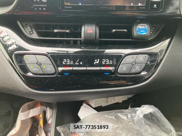 Toyota C-HR 2019-06 8855106-19