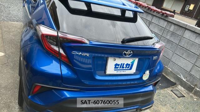 Toyota C-HR 2017-04 8855406-1
