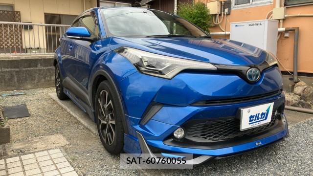 Toyota C-HR 2017-04 8855406-11