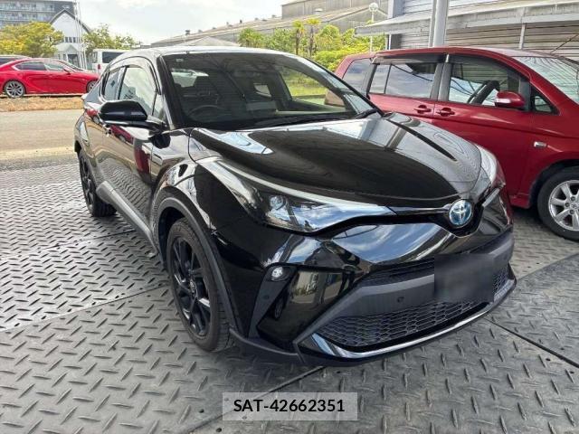 Toyota C-HR 2021-10 8855482-7