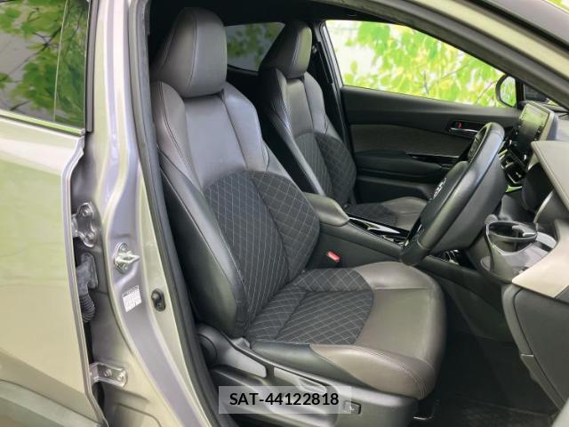 Toyota C-HR 2021-07 8856008-3