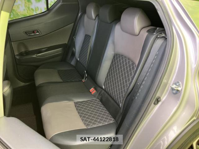 Toyota C-HR 2021-07 8856008-6