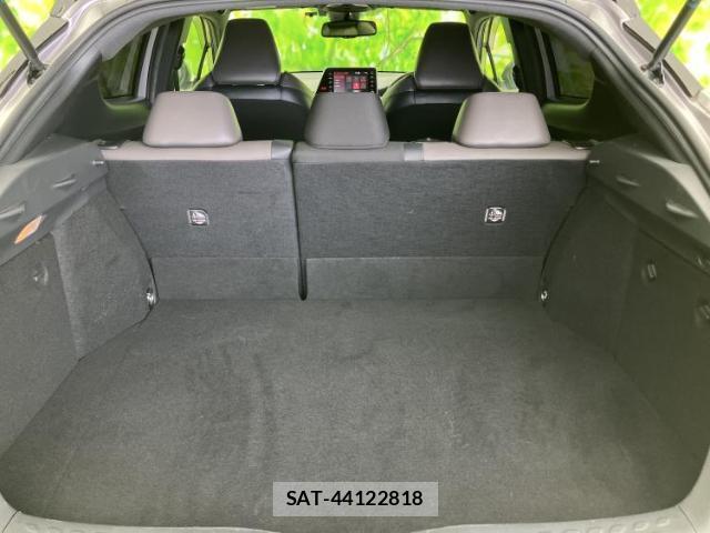 Toyota C-HR 2021-07 8856008-7