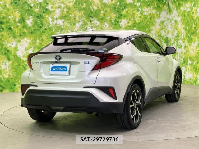 Toyota C-HR 2020-02 8856884-2