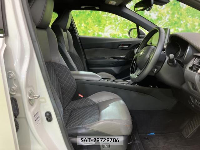 Toyota C-HR 2020-02 8856884-4