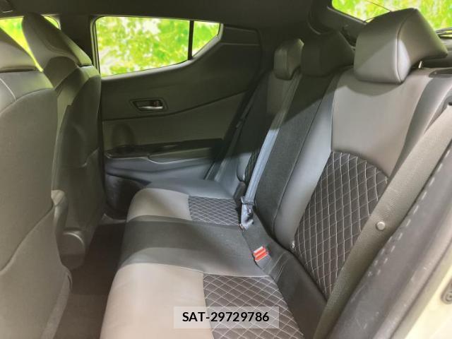 Toyota C-HR 2020-02 8856884-7