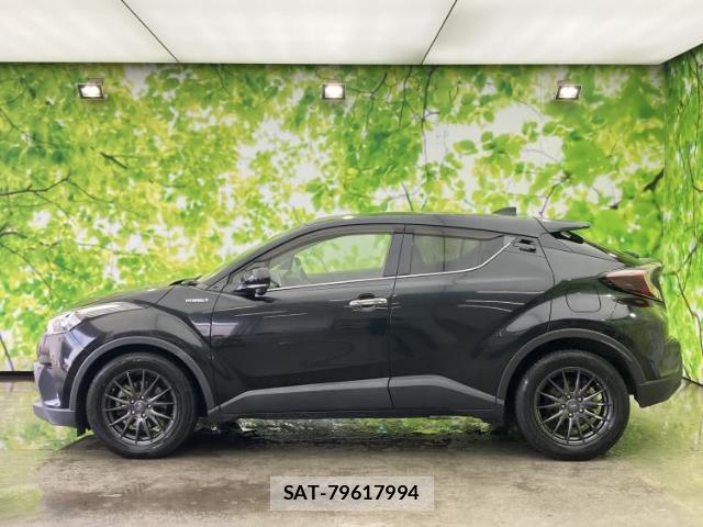 Toyota C-HR 2018-04 8856930-1
