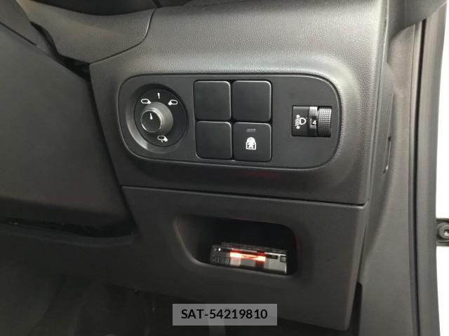Citroen C3 2021-04 8856523-16