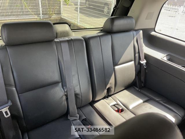 Cadillac ESCALADE 2013-04 8856479-6