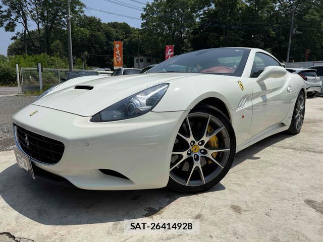 Ferrari California 2018-03 8856180-0