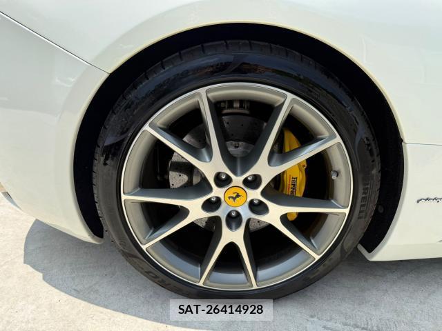 Ferrari California 2018-03 8856180-16