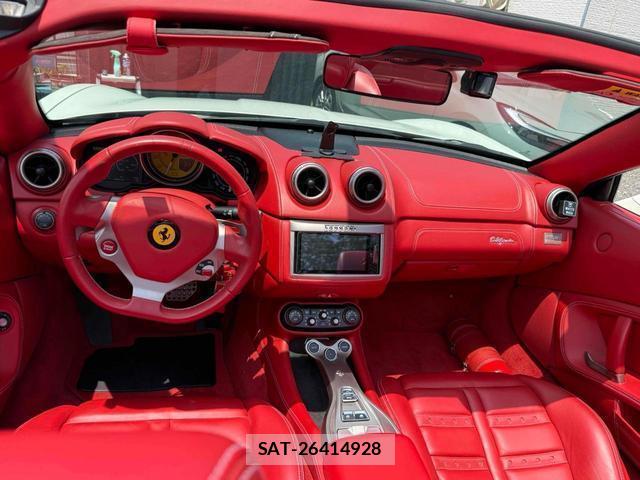Ferrari California 2018-03 8856180-2