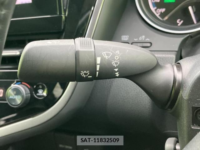 Toyota CAMRY 2023-10 8856981-13