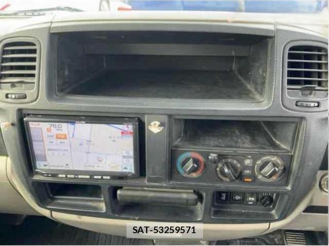 MITSUBISHI FUSO CANTER GUTS 2015-11 8855020-10