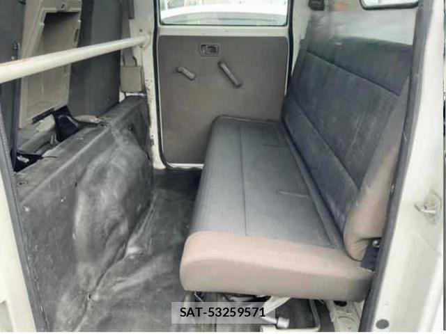 MITSUBISHI FUSO CANTER GUTS 2015-11 8855020-11