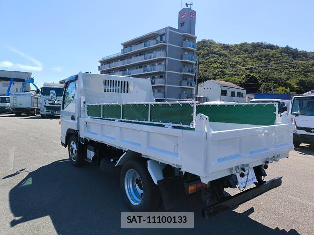 MITSUBISHI FUSO CANTER 2014-08 8854013-4