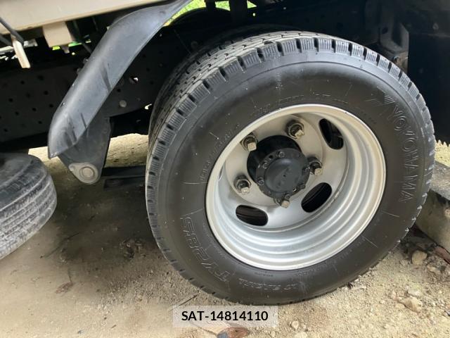 MITSUBISHI FUSO CANTER 2017-03 8854552-5