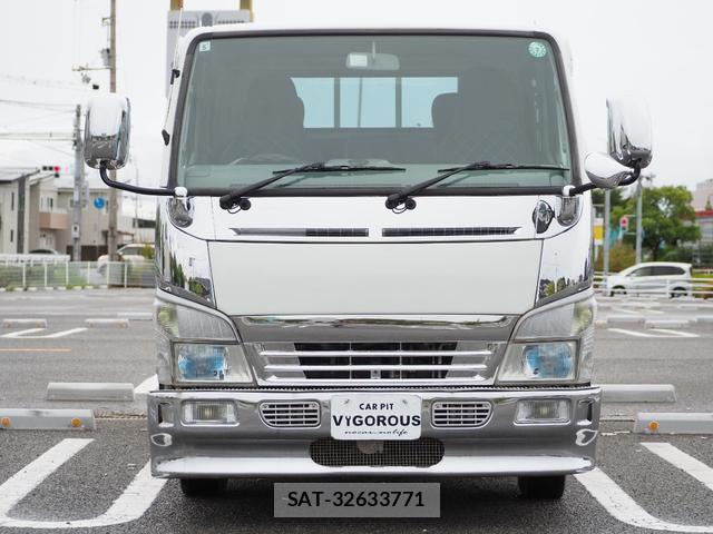 MITSUBISHI FUSO CANTER 2005-03 8854740-1