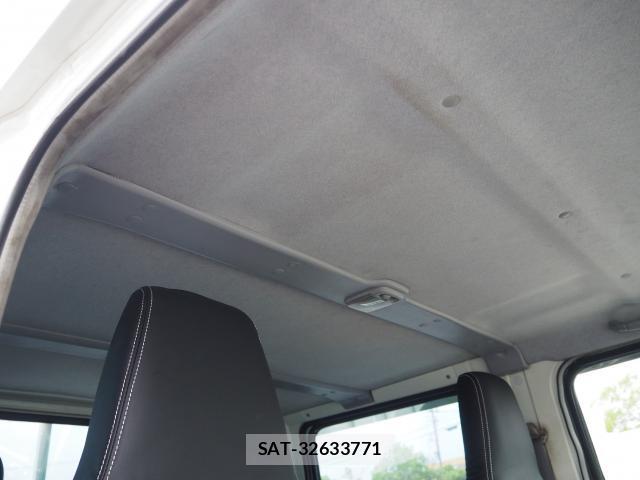 MITSUBISHI FUSO CANTER 2005-03 8854740-14
