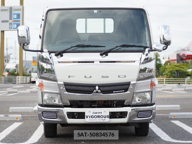 MITSUBISHI FUSO CANTER 2015-03 8854741-1