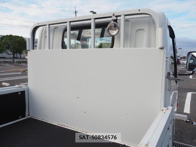 MITSUBISHI FUSO CANTER 2015-03 8854741-16