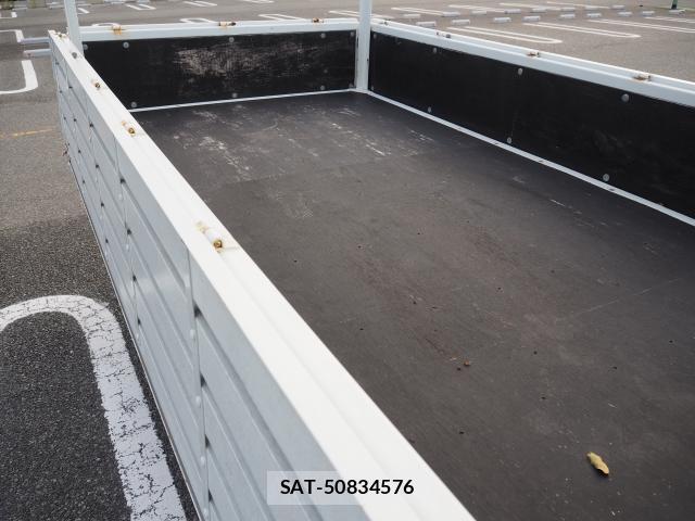 MITSUBISHI FUSO CANTER 2015-03 8854741-17