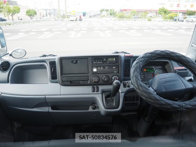 MITSUBISHI FUSO CANTER 2015-03 8854741-6
