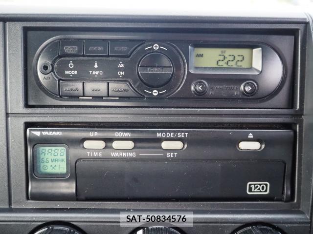 MITSUBISHI FUSO CANTER 2015-03 8854741-7