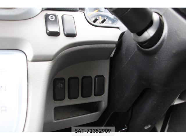MITSUBISHI FUSO CANTER 2017-06 8854861-15