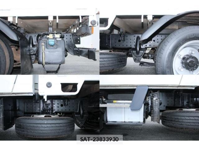 MITSUBISHI FUSO CANTER 2020-03 8854863-12