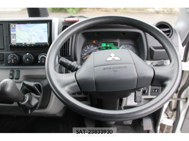 MITSUBISHI FUSO CANTER 2020-03 8854863-16