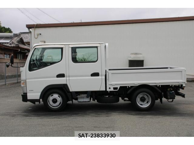MITSUBISHI FUSO CANTER 2020-03 8854863-3