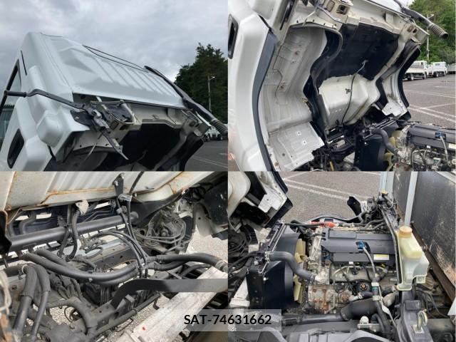 MITSUBISHI FUSO CANTER 2017-10 8855100-11