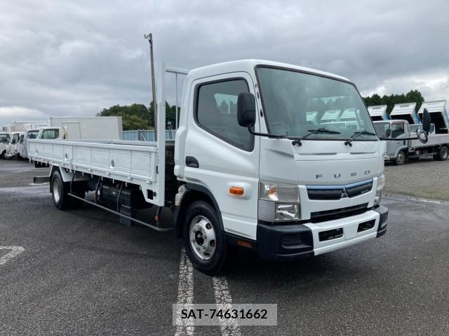 MITSUBISHI FUSO CANTER 2017-10 8855100-2