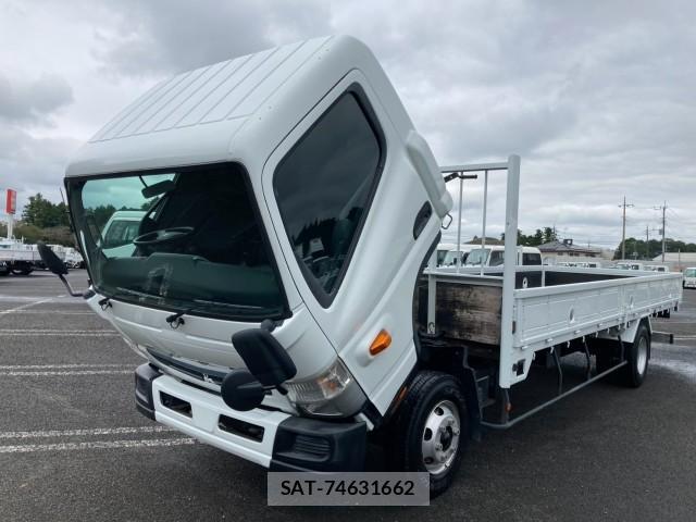 MITSUBISHI FUSO CANTER 2017-10 8855100-8