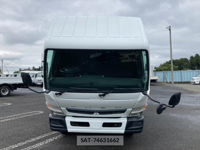 MITSUBISHI FUSO CANTER 2017-10 8855100-9