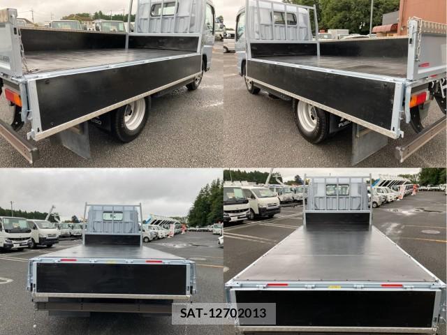 MITSUBISHI FUSO CANTER 2015-11 8855103-7
