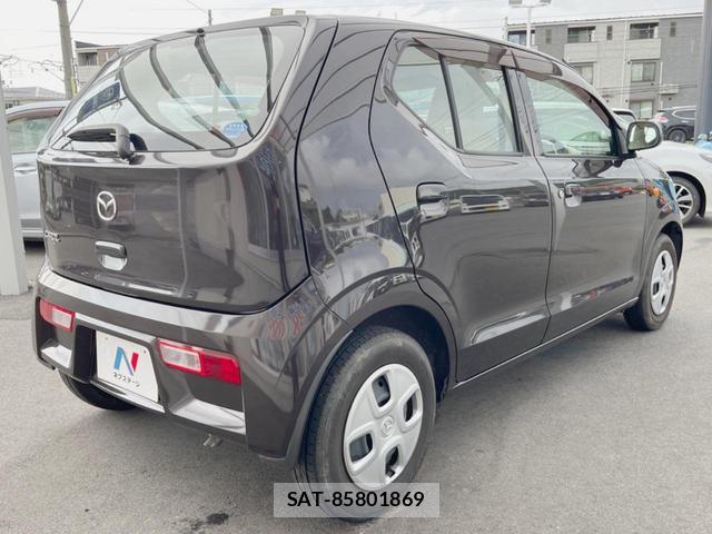 Mazda CAROL 2018-01 8812541-16
