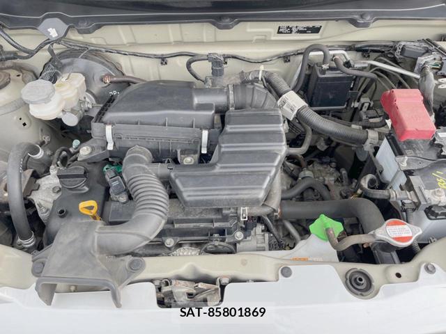 Mazda CAROL 2018-01 8812541-18