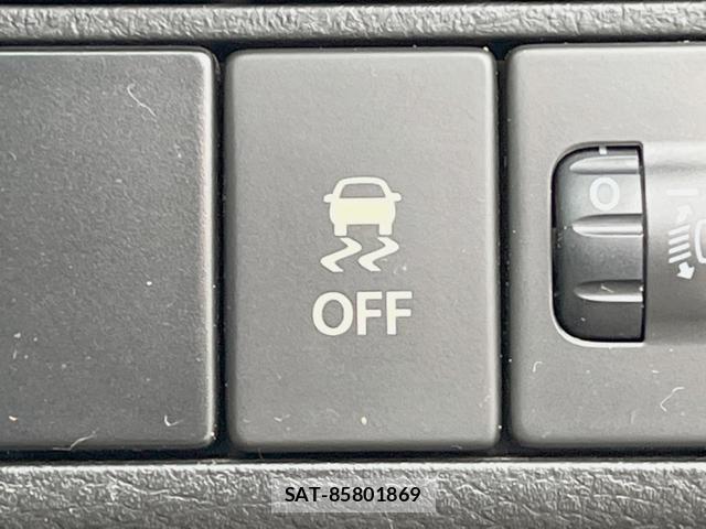 Mazda CAROL 2018-01 8812541-5
